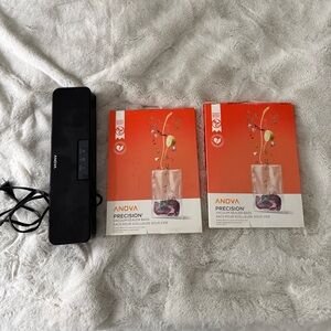 Like New - Anova Precision Vacuum Sealer with Bags